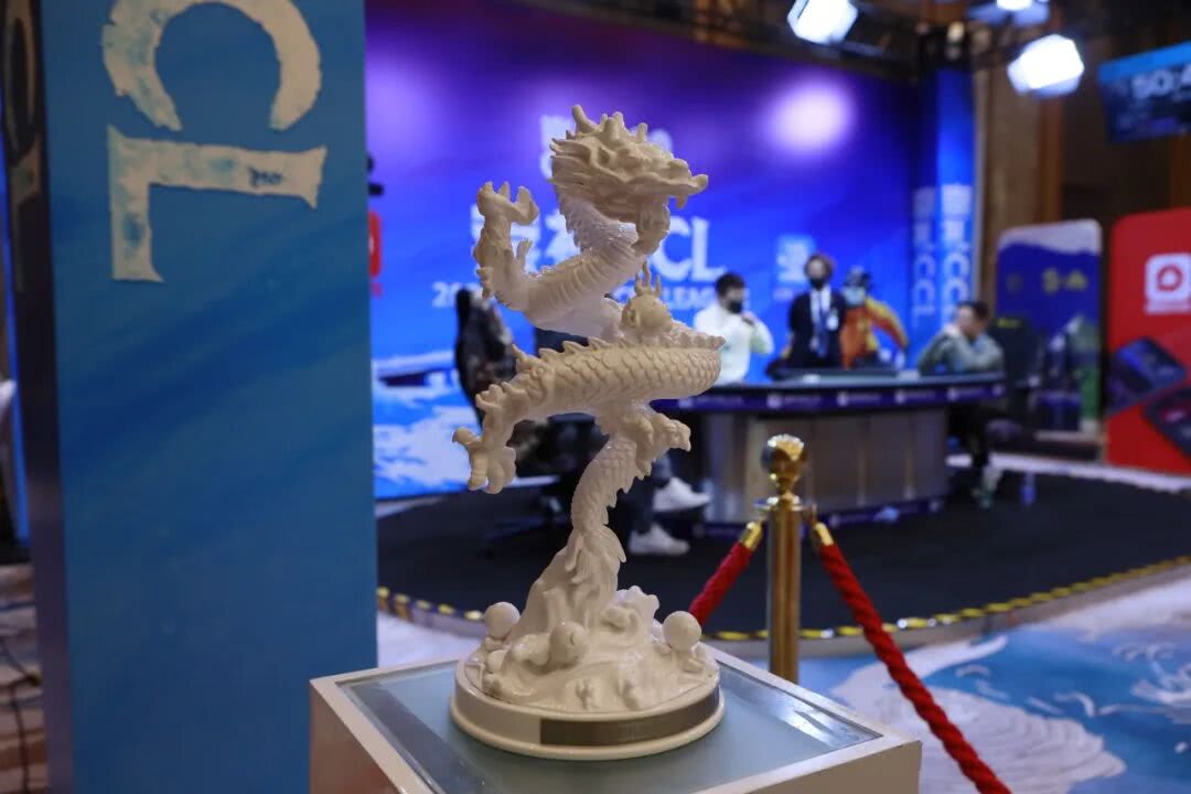 张毅夺得首冠：耐心撬动夺冠杠杆！